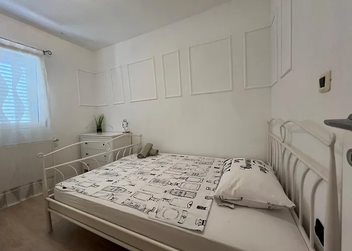 Appartamento Greta's Self-check In Zara